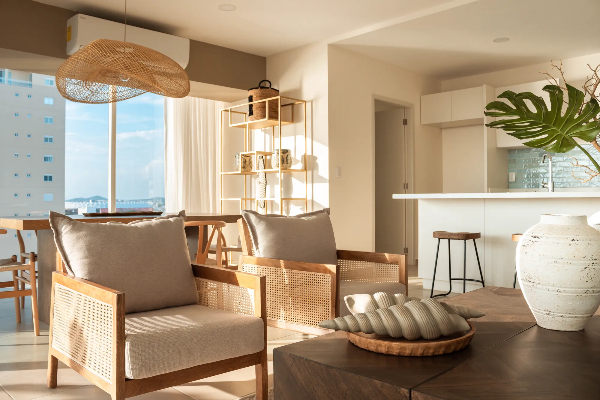 Departamento en Cristalbay, Mazatlán — interiorismo Punto Home frente al mar